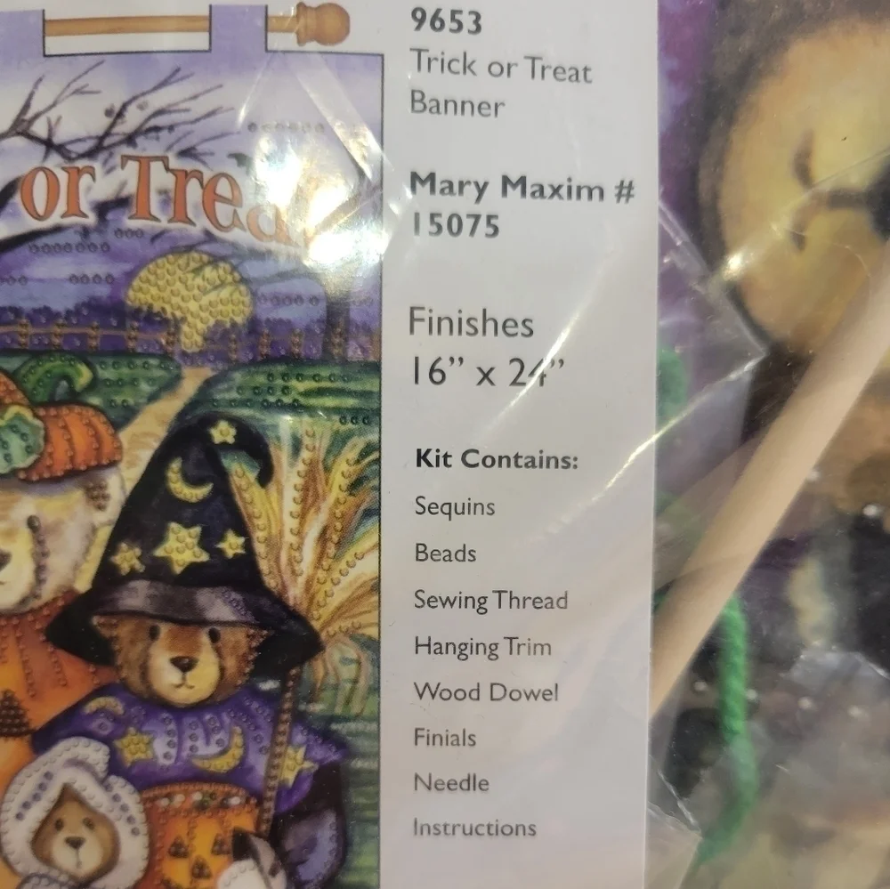 New sealed Halloween bear trick or treat crafts banner